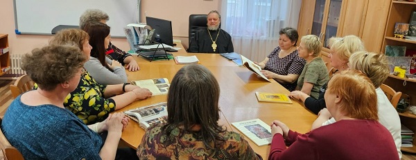 В МБОУ «Лицей Протвино» дошкольное отделение корпус 4 «Сказка» прошла лекция — семинар для педагогов и родителей по теме: «Рай и ад, жизнь и грех»